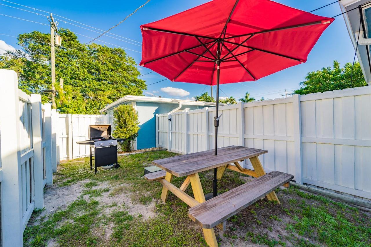 Beach Chairs, Good Kitchen, Strong Wifi On 14Th Ave フォート・ローダーデール エクステリア 写真