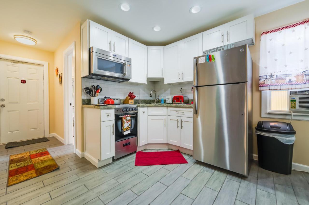 Beach Chairs, Good Kitchen, Strong Wifi On 14Th Ave フォート・ローダーデール エクステリア 写真