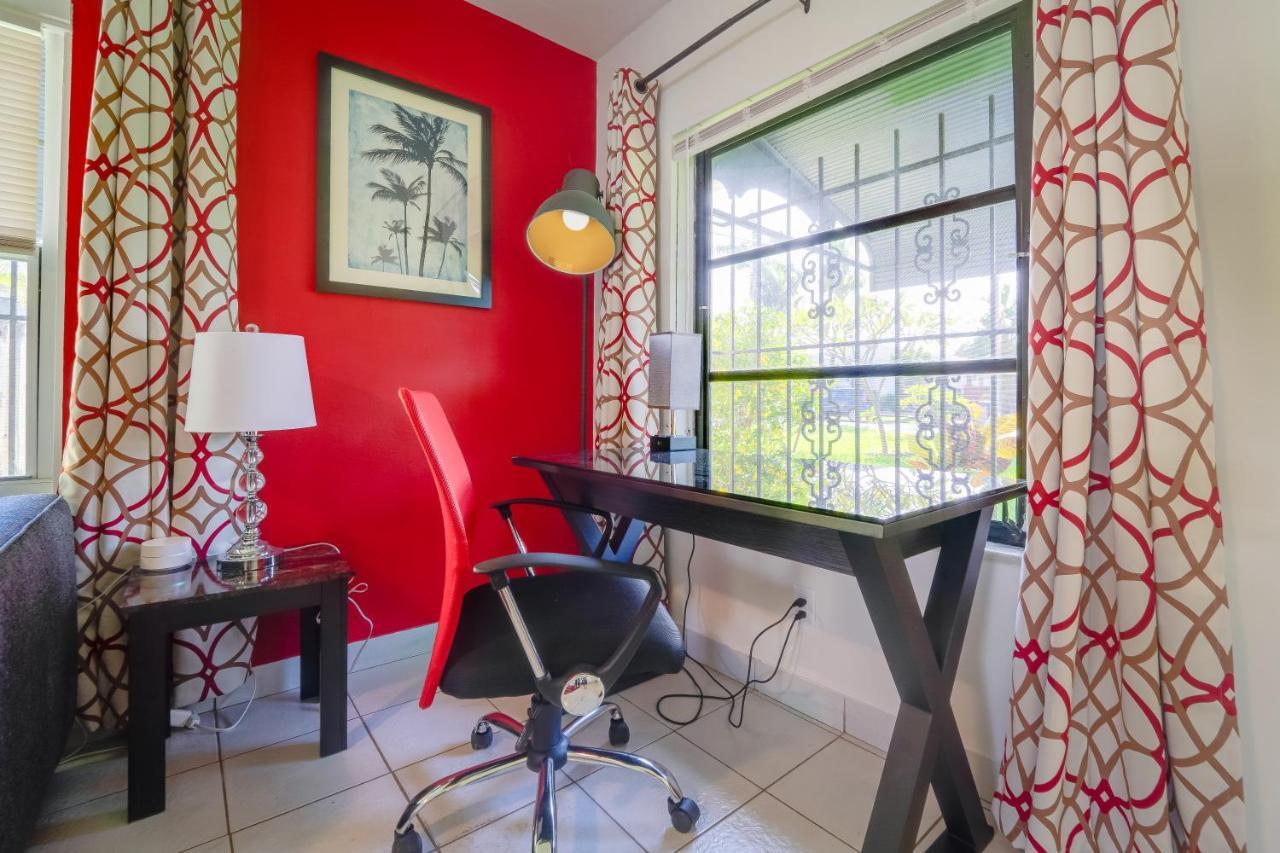 Beach Chairs, Good Kitchen, Strong Wifi On 14Th Ave フォート・ローダーデール エクステリア 写真