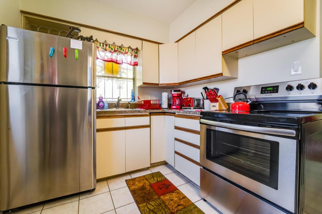 Beach Chairs, Good Kitchen, Strong Wifi On 14Th Ave フォート・ローダーデール エクステリア 写真